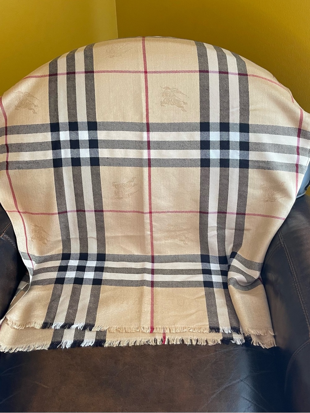 Burberry Nova Check Cashmere Scarf Shawl Authentic - Made In Scotland